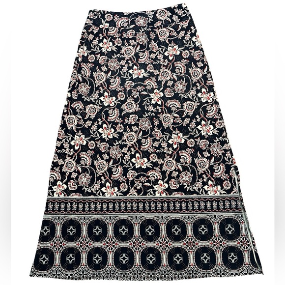 ❤️🤍💙 Talbots Maxi Skirt | Size XS | Floral | Red, White & Blue | Stretchy - Picture 2 of 7